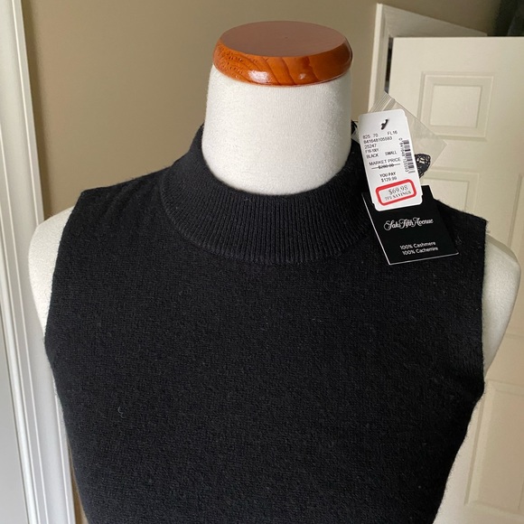NWT Saks Fifth Avenue 100% Cashmere Sleeveless Mock-neck Sweater High-Low Size S - Picture 2 of 11
